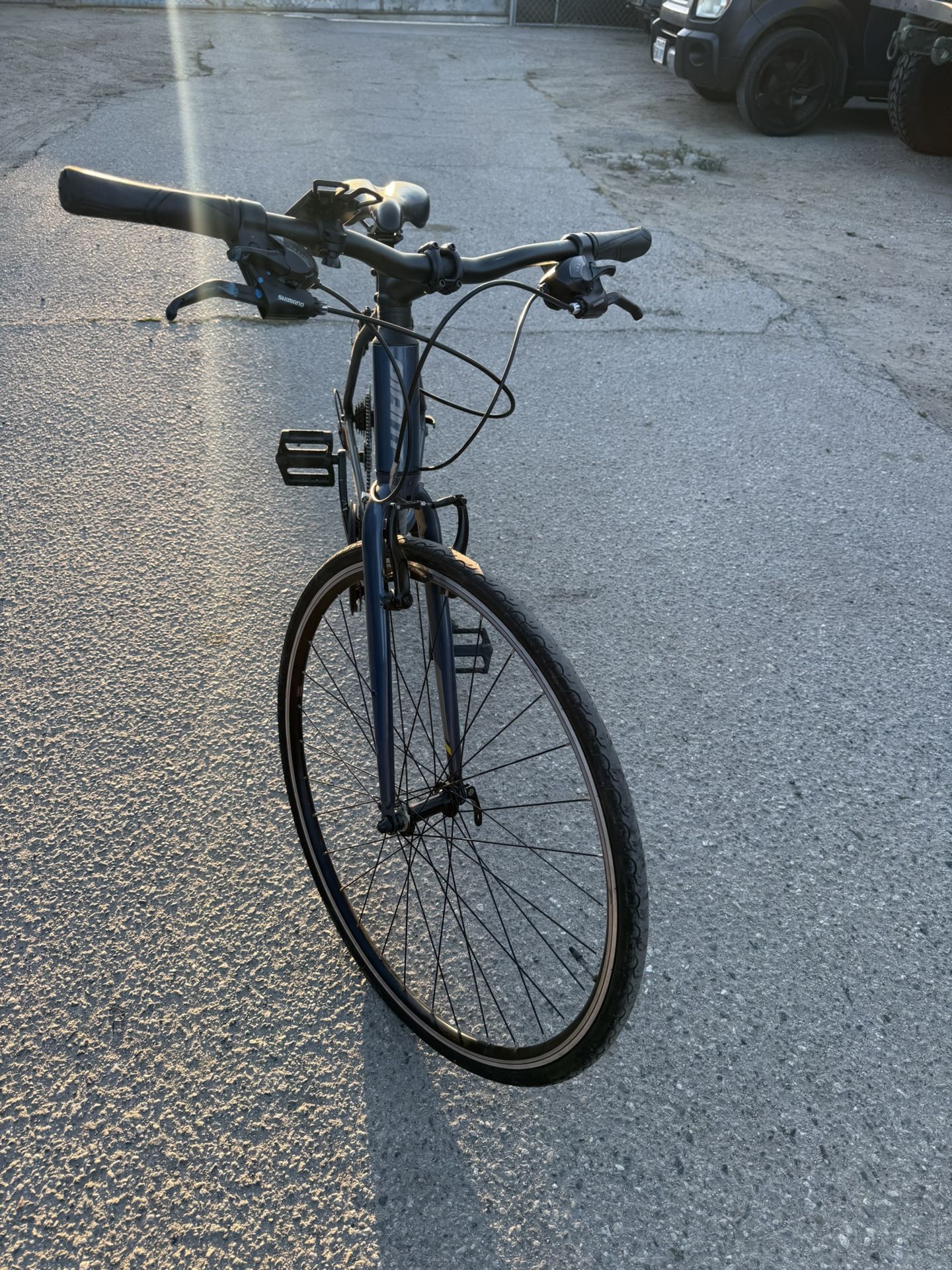 Giant Scape Road Bike $200