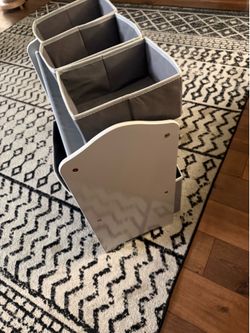 Toy/clothes cubbie