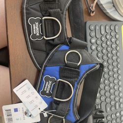 Bolux Dog Harness, No-Pull Reflective Dog Vest, Breathable Adjustable Pet Harness with Handle for Outdoor Walking - No More Pulling, Tugging or Chokin