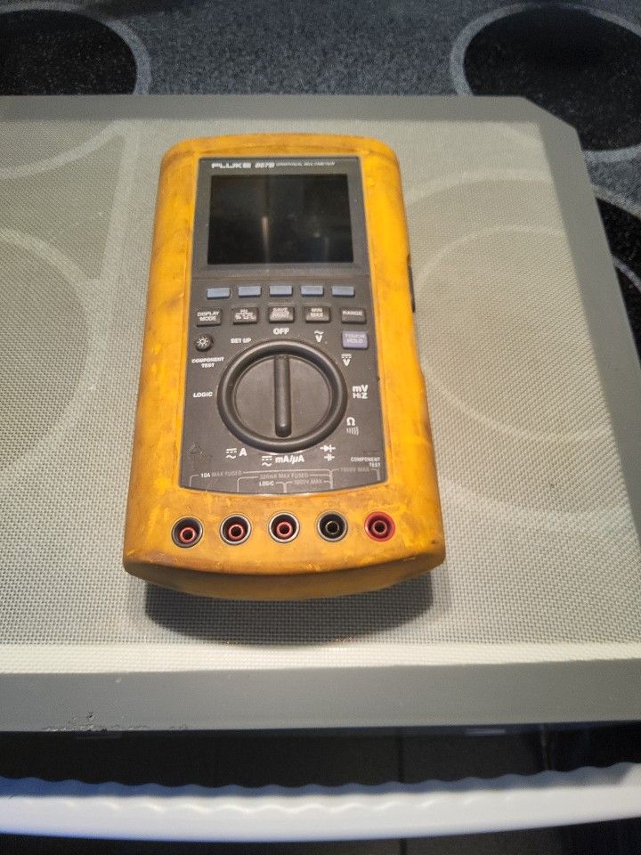 Fluke 867B Working 
