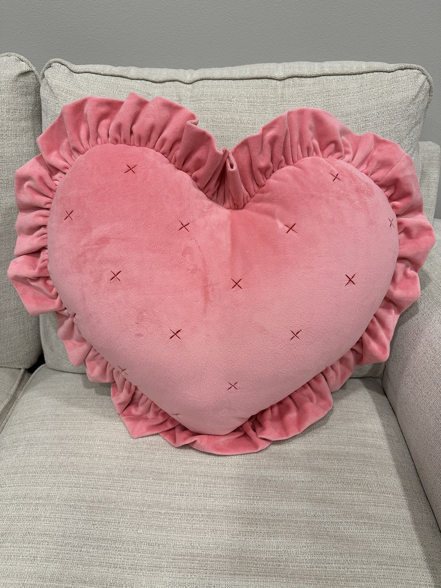 BRAND NEW 24x20 TOSS PILLOW