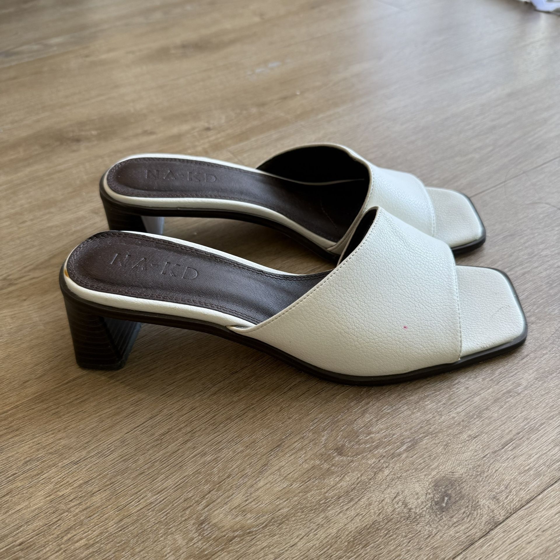 NA-KD White Square Toe Block Heels