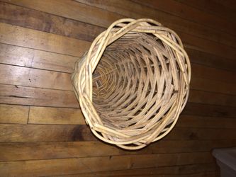Wicker basket
