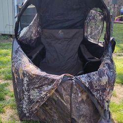 Mossy Oak Pop-Up Hunting/Photography/Tent with 1 Person Chair