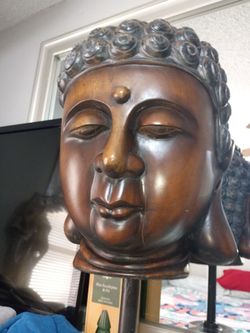 Buddha head