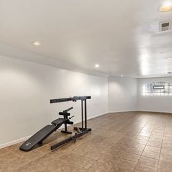 Workout bench