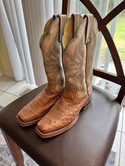 Cowgirl Boots Like New