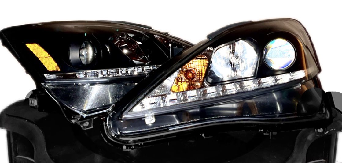 Spyder Signature DRL Black Bolt-on Projector Headlight Pair For Lexus IS 250/350