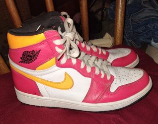 Air Jordan 1s Fusion Red (Size Mens 8.5)
