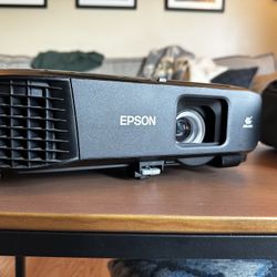 Epson Ex9240 Projector 