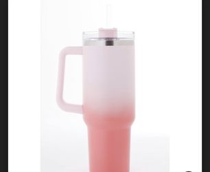 Stanley Travel Quencher “ Petal Coral Ombré “ 40oz for Sale in Cypress, TX  - OfferUp