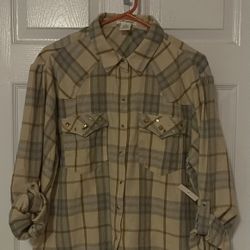 Brand New Ivory/Blue Plaid Top Size XL Juniors 