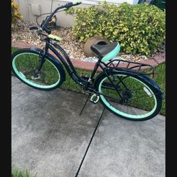 Schwinn Woman’s Beach Cruiser 26”