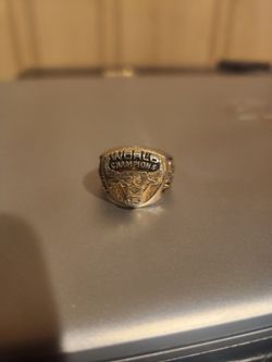 Bulls 1992 MGD World Champions Ring