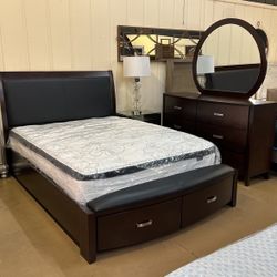 Beautiful Queen Set 4PC (mattress Not Included)