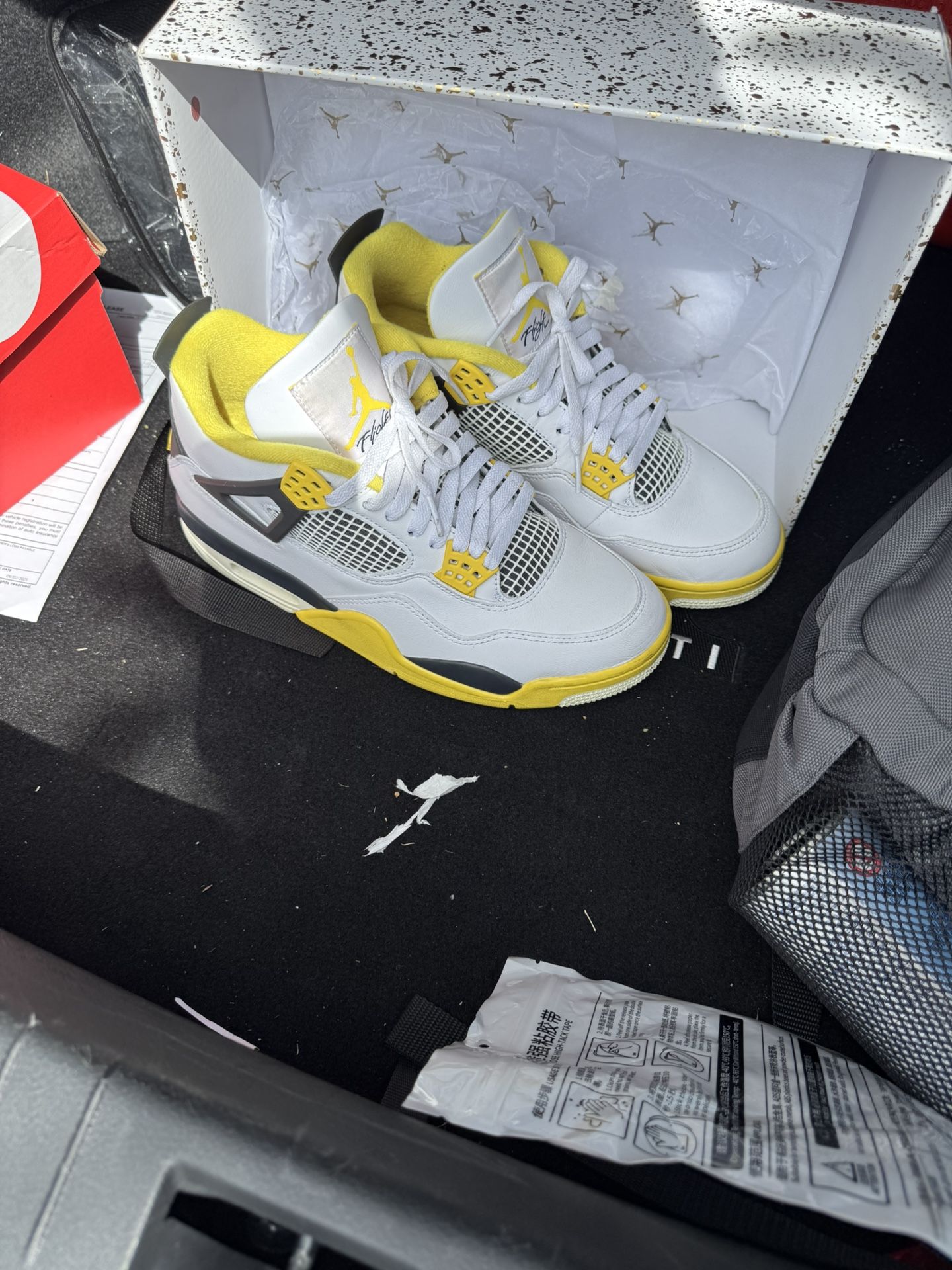 Jordan 4 Sunflower