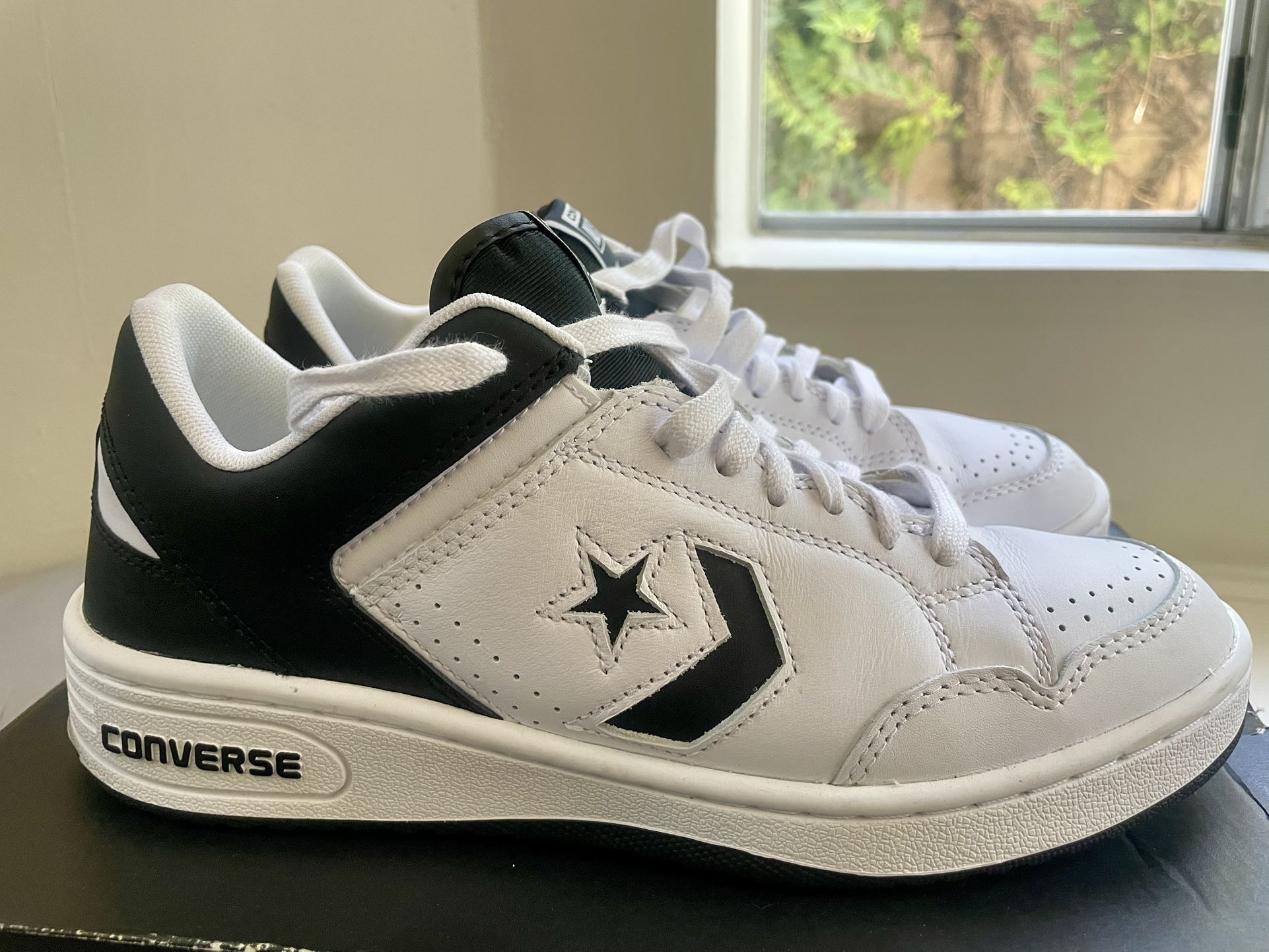 Converse Weapon Low top Mens 9.5