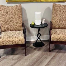 2 Accent Chairs 