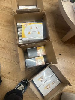 Pokemon 30th ETB