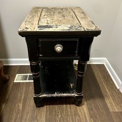Solid Wood-Distressed-Side Table