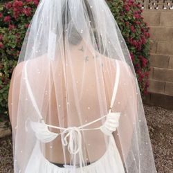 Pearl wedding veil