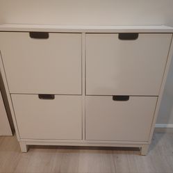 White Dresser organizer