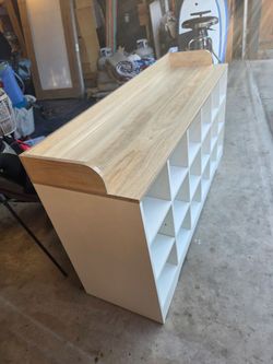 Shoe storage bench