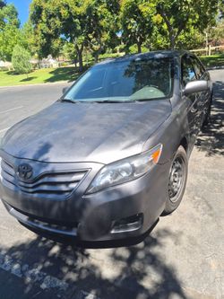 2010 toyota Camry.