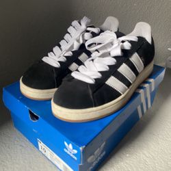 Black Adidas Campus