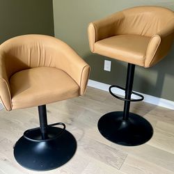 Barstools (2) Bar/counter Height Swivel Pedestals