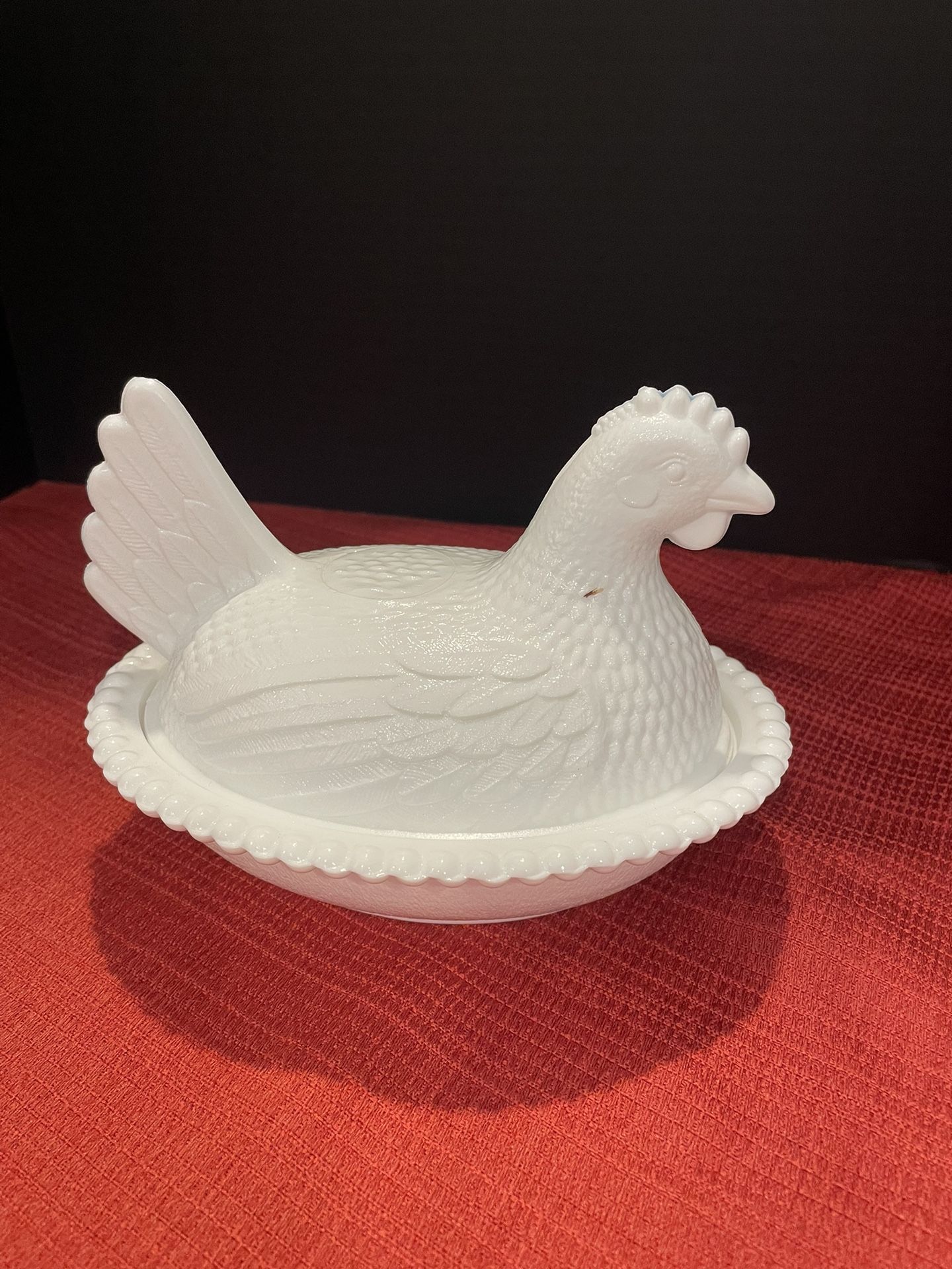Hen On Nest Covered Dish