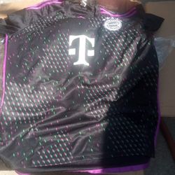 Soccer Uniforms 21 Total