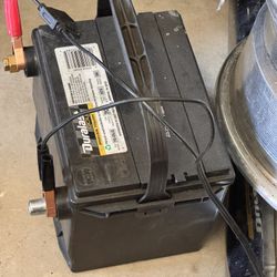 Like New Duralast Gold Battery