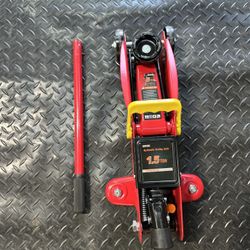 1.5 Ton Jack For Sale Brand New 