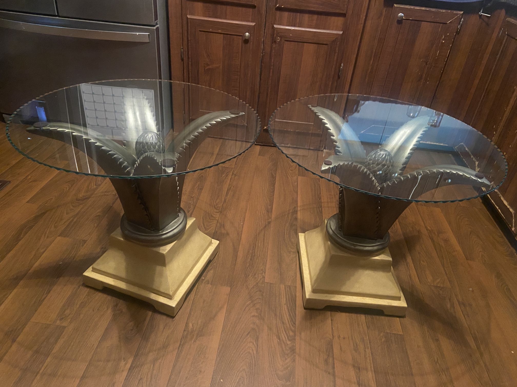 Pineapple Tables