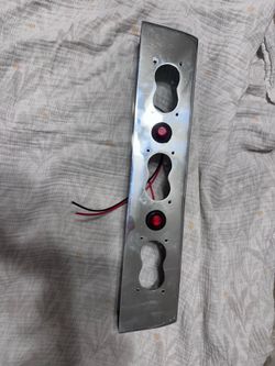 Chrome third break light