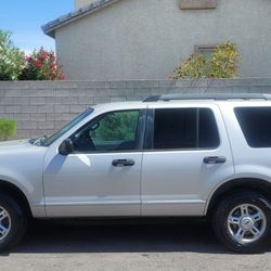 2005 Ford Explorer