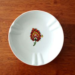 Vintage Art Deco White Porcelain Trinket Dish or Ashtray with Red Floral Motif 