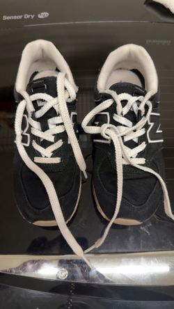 Kids Black New Balance