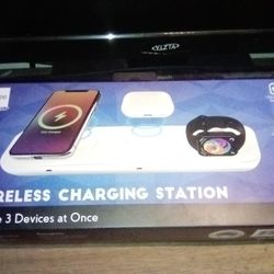 Muze By Vivitar - Wireless Charging Station