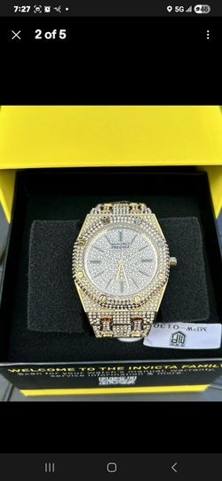 Montres Prestige Iced Out Gold Watch