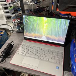 Computer laptop hp red