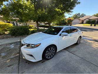2016 Lexus ES350H Luxury