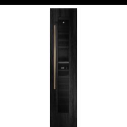 💎 Luxury Wine Storage – Factory Sealed / Brand New  This is a JennAir JBWFNR18RX 18” Panel Ready Wine Column, brand new in box — perfect for high-end