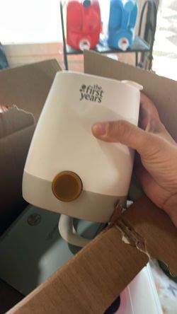 Wipe warmer and bottle warmer
