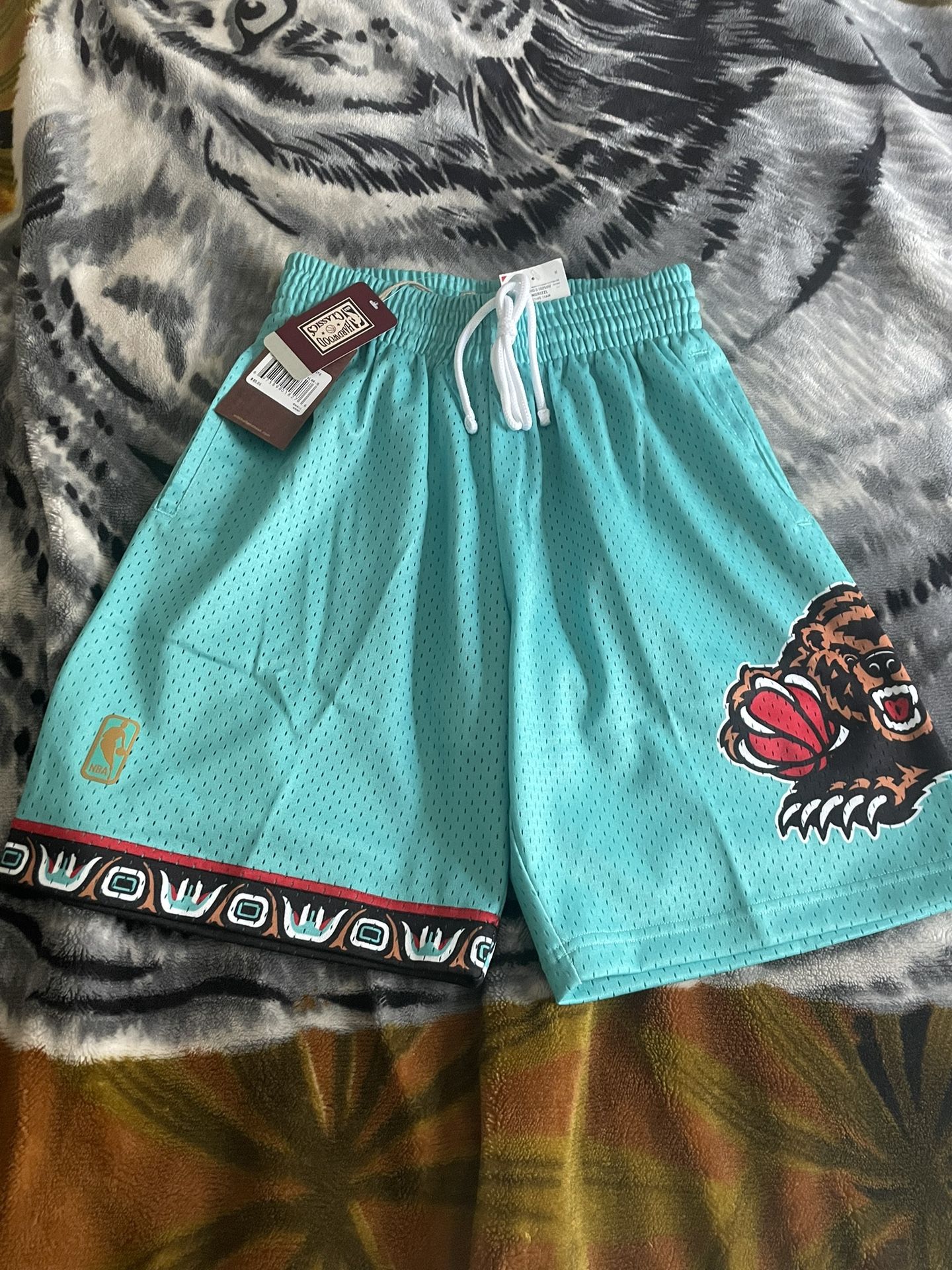 Mitchell & Ness Swingman Grizzlies Basketball Shorts