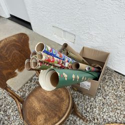 Large Christmas tree stand, insulation, stainless hood, old chair, suitcase, Christmas, wrapping paper, free, must take all