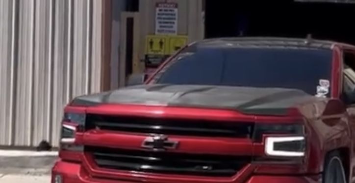 2016-2018 Chevy Silverado 1500 Hood