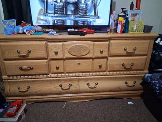 Dresser,