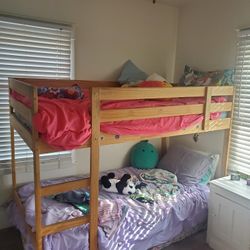 Twin Bunkbed
